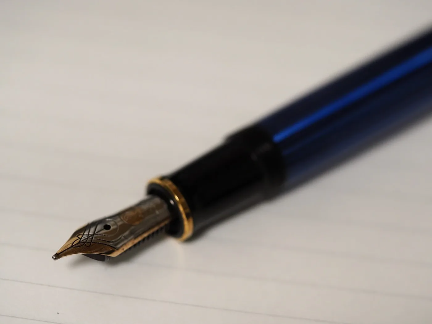 Navy Lacquer Fountain Pen